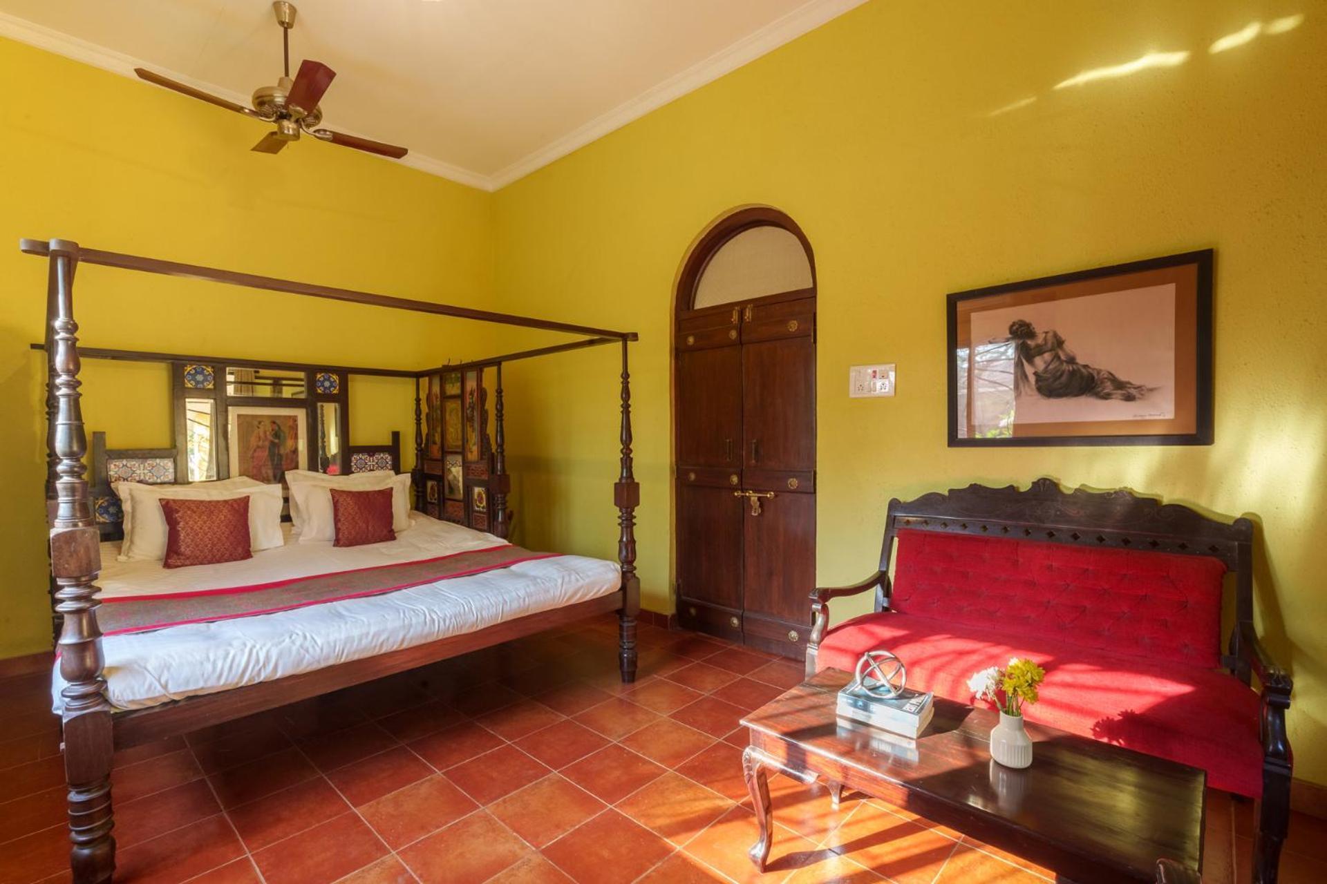 Vintage Estate - Lakeside Allure With Vintage Decor,A Plunge Pool & A Lawn Featuring A Charming Gazebo Karjat Eksteriør bilde